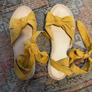 Old Navy Yellow Mustard Espadrilles Lace Up Sandals